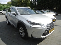 Lexus NX - 300h AWD President Line gewoon de beste uitvoering