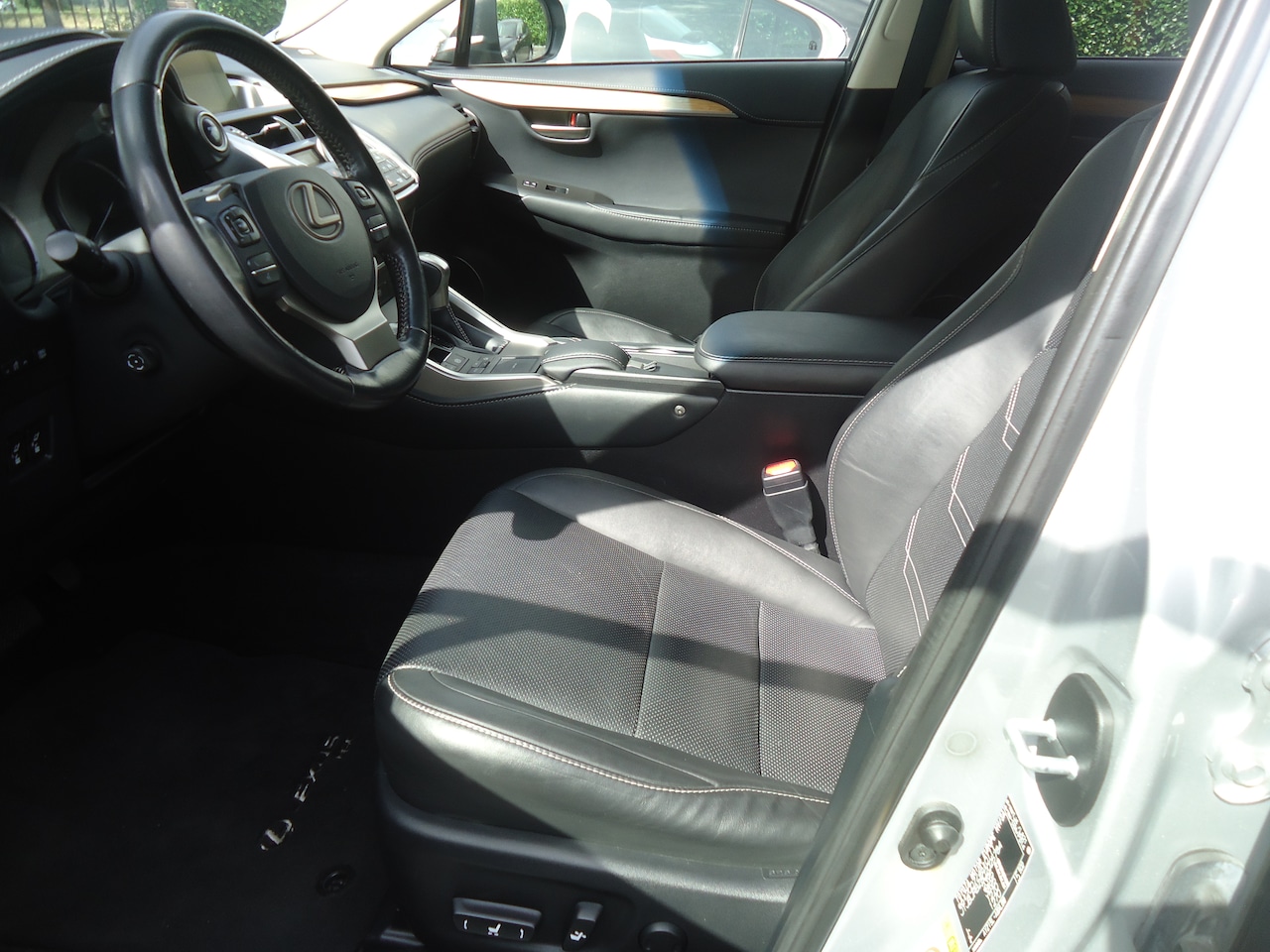Lexus NX - 300h AWD President Line gewoon de beste uitvoering