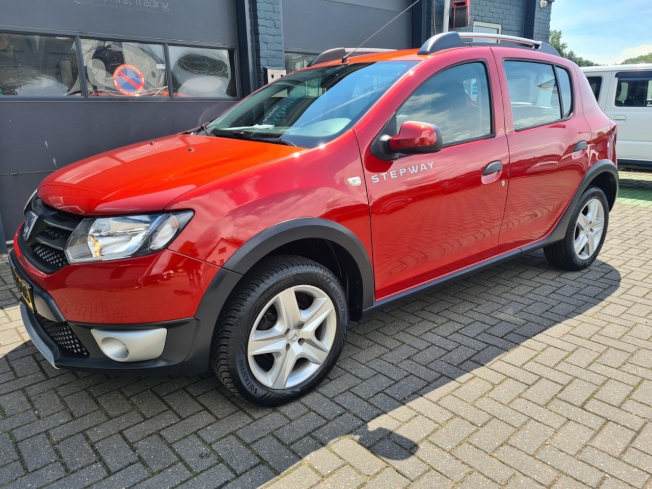 Dacia Sandero Stepway - 0.9 TCe Lau. - AutoWereld.nl
