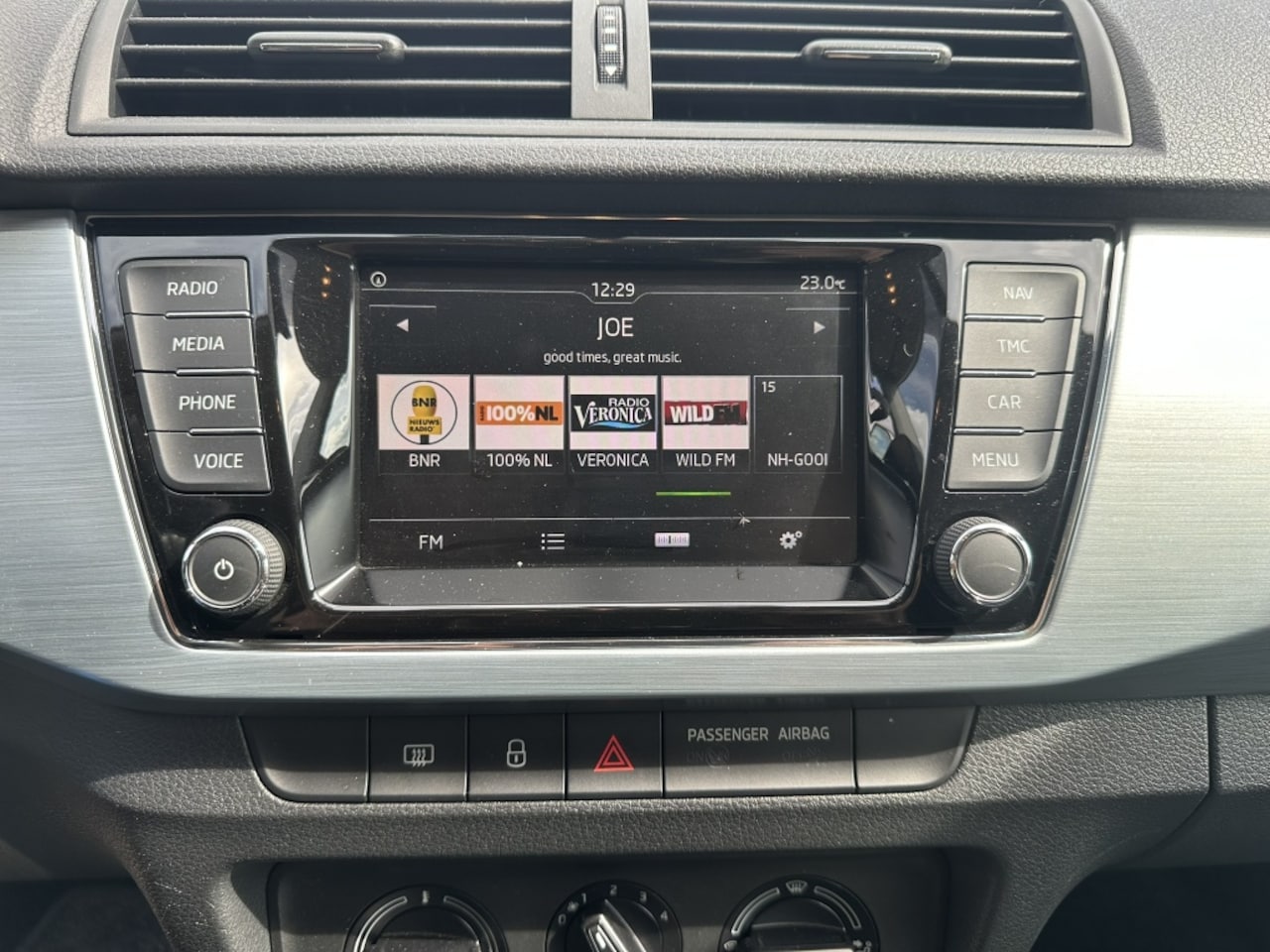 Skoda Fabia - 1.0 Ambition Bns Navigatie/PDC