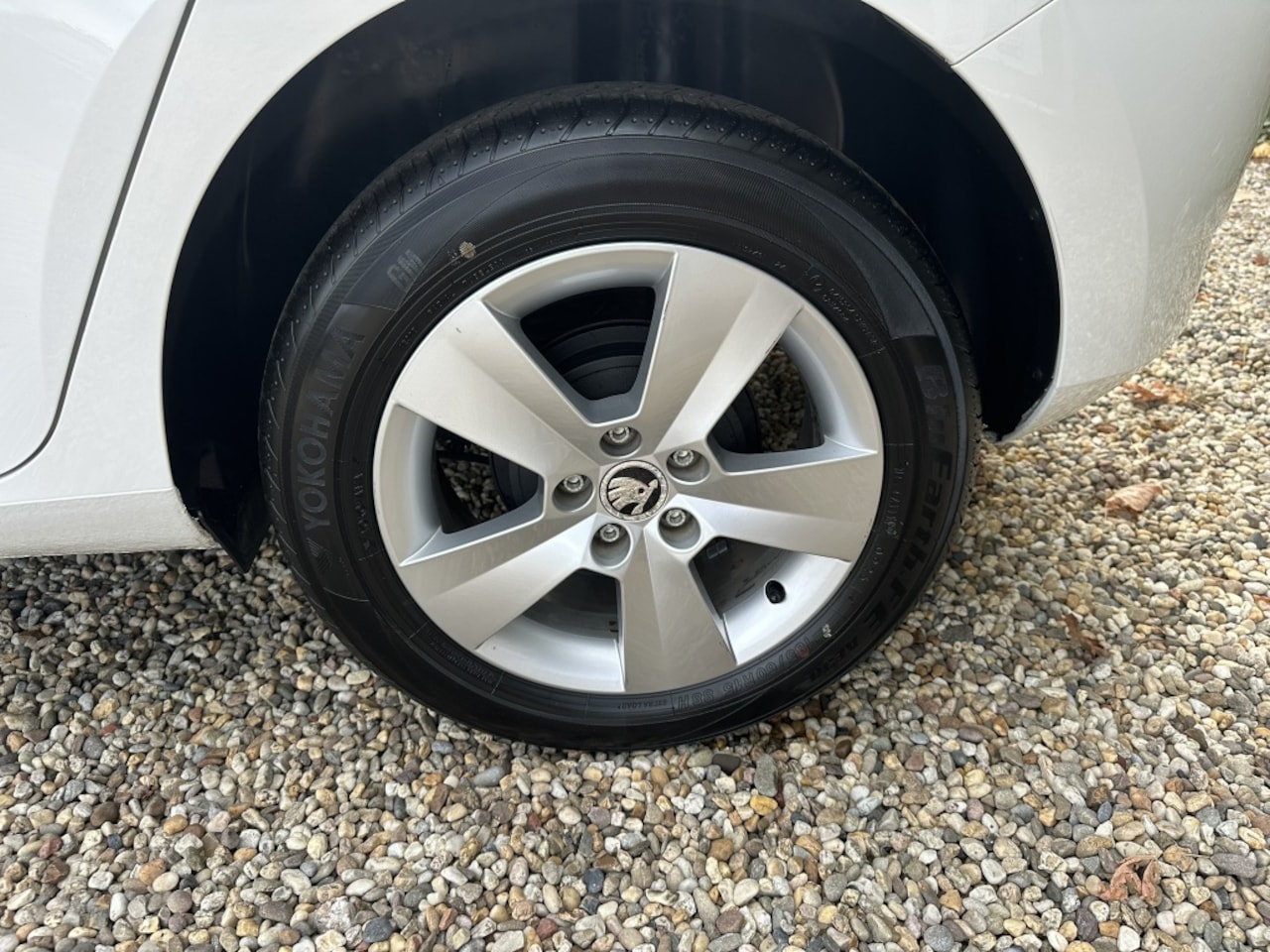 Skoda Fabia - 1.0 Ambition Bns Navigatie/PDC