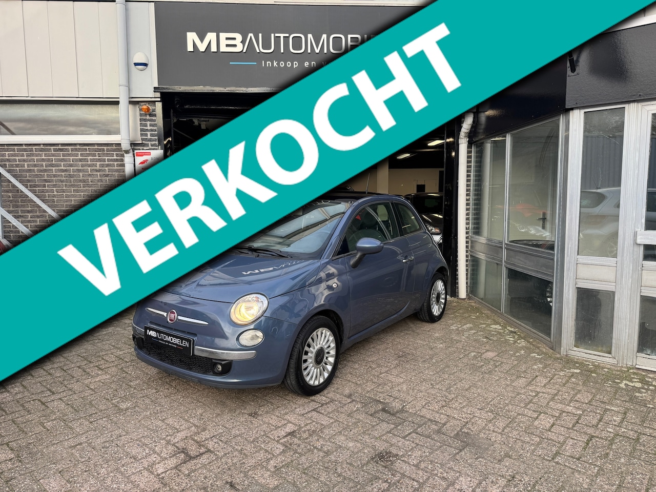 Fiat 500 - 1.2 Lounge/Panorama dak/ Airco/Stoelverwarming/APK!! - AutoWereld.nl