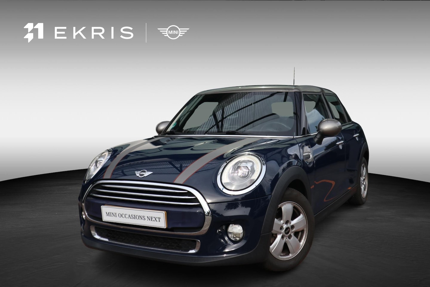 MINI 5-Deurs - Cooper Leder | Park Distance Control (PDC), achter | Comforttoegang - AutoWereld.nl