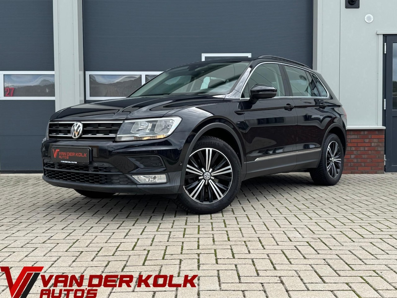 Volkswagen Tiguan - 1.4 TSI ACT Comfortline Automaat | Carplay | Navigatie | Camera | Airco | Sensoren | Cruis - AutoWereld.nl
