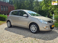 Hyundai i20 - 1.2i i-Motion Airco 5 deurs 120.000 km APK 02-2027