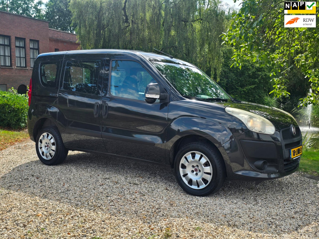 Fiat Doblò - 1.4 Dynamic 7p. Airco 2x Zijdeur Trekhaak APK 01-2027 Benzine - AutoWereld.nl