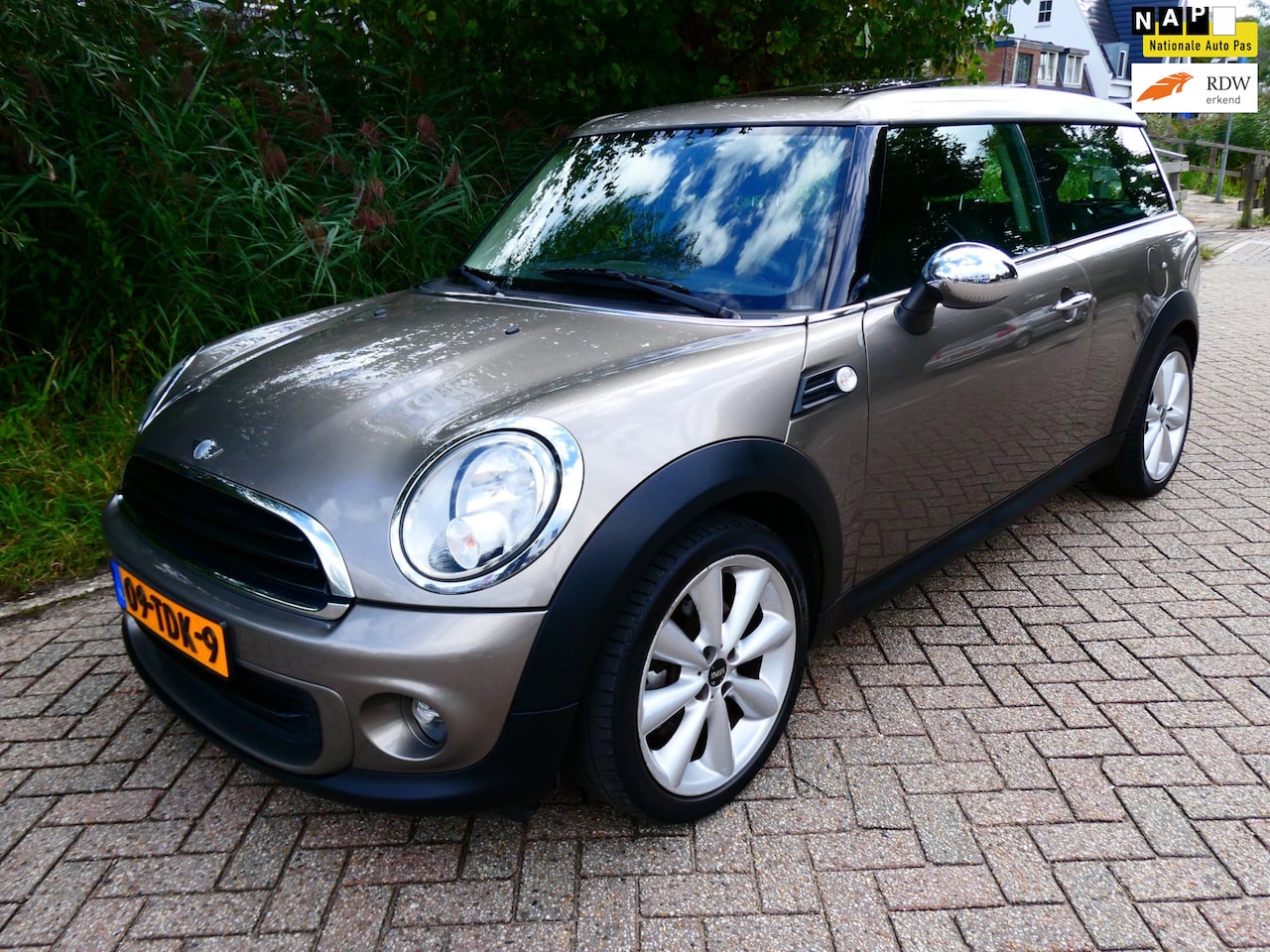 MINI Clubman - 1.6 One 98pk Airco Cruise Historie Motor 77.000km ! - AutoWereld.nl