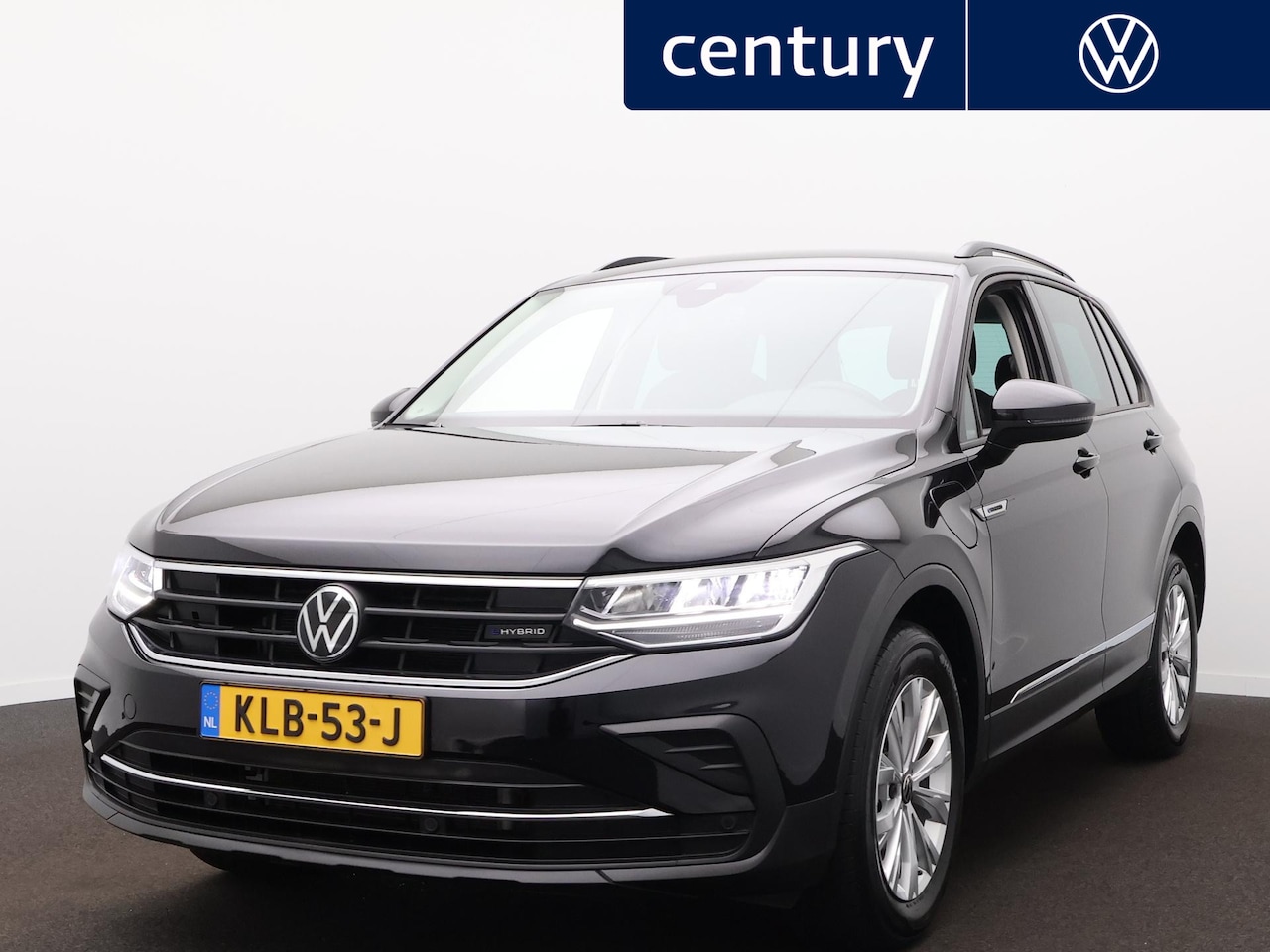 Volkswagen Tiguan - 1.4 TSI eHybrid Life Automaat - Navigatie - Camera - Clima - AutoWereld.nl