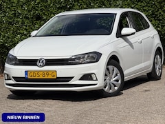 Volkswagen Polo - 1.0 Comfortline Business