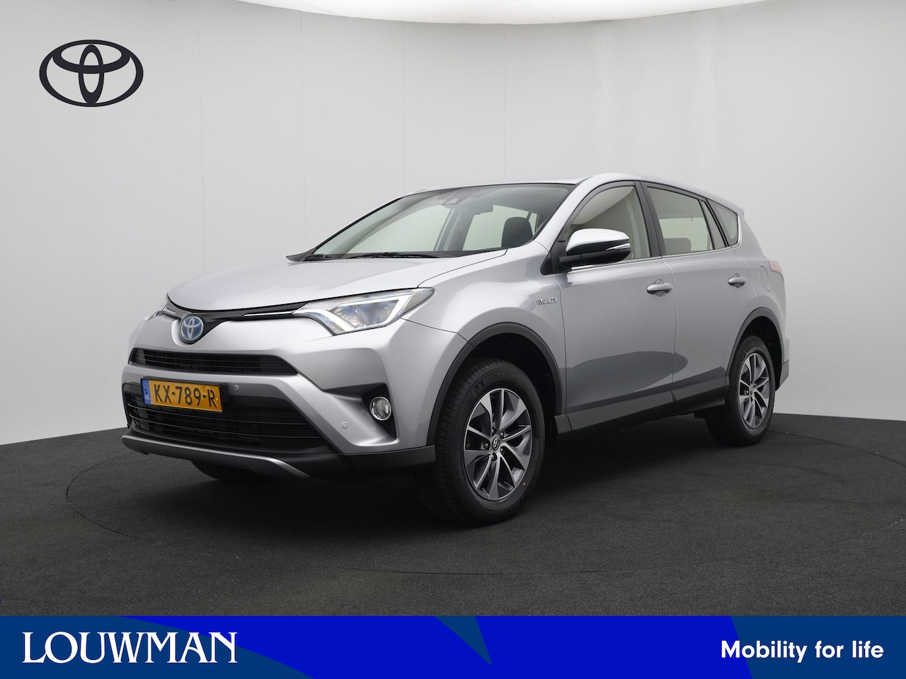 Toyota RAV4 - 2.5 Hybrid Dynamic | Parkeersensoren V+A | Navigatie | Elek Achterklep | reco aangemeld 22 - AutoWereld.nl
