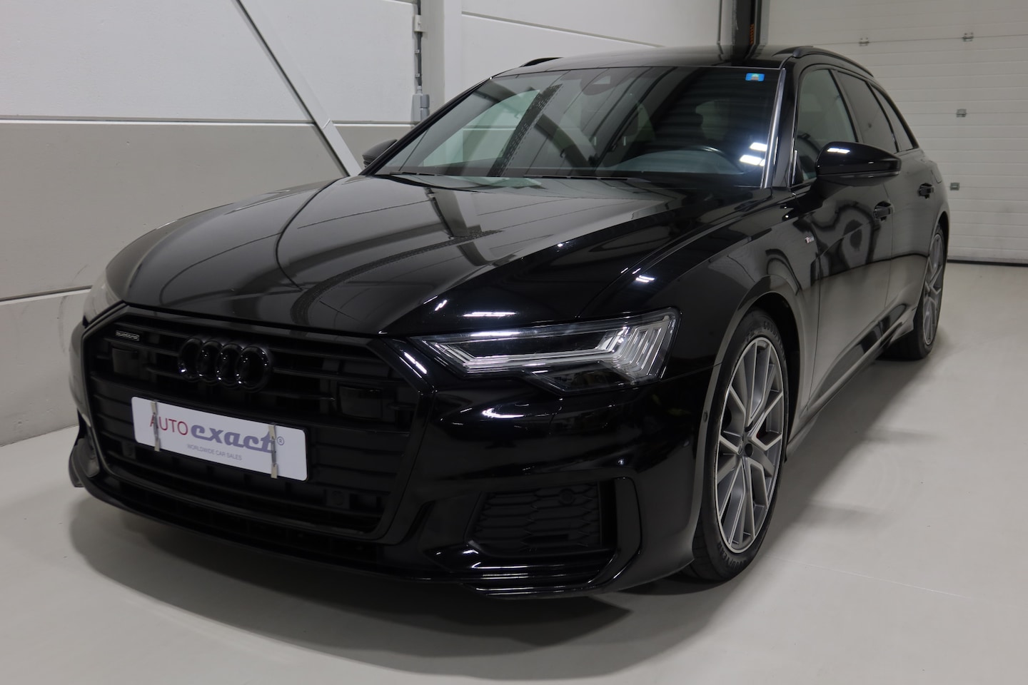 Audi A6 Avant - 55 TFSI e quattro Competition I 3x S-Line I Panorama I Matrix I - AutoWereld.nl