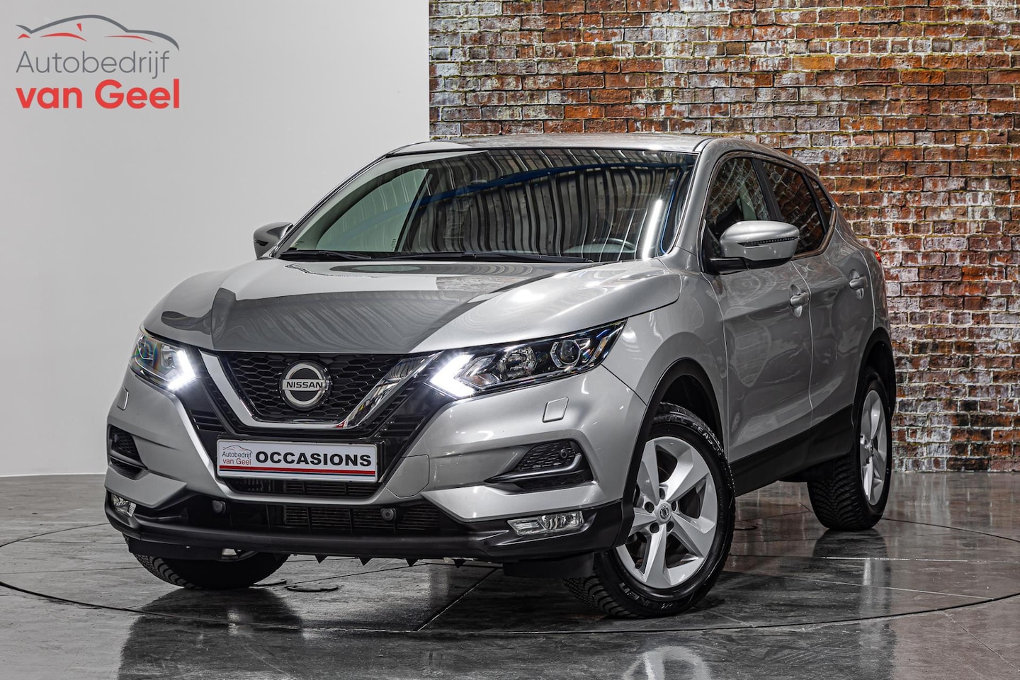 Nissan Qashqai - 1.2 Acenta I Navigatie I Cruise controle I Rijklaarprijs - AutoWereld.nl