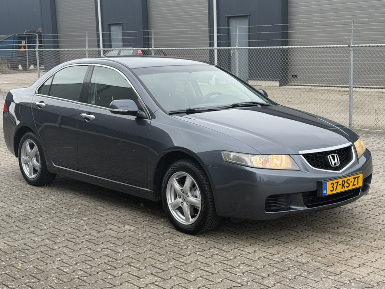 Honda Accord - 2.0i Airco Half Leder Apk: 8-2027 - AutoWereld.nl