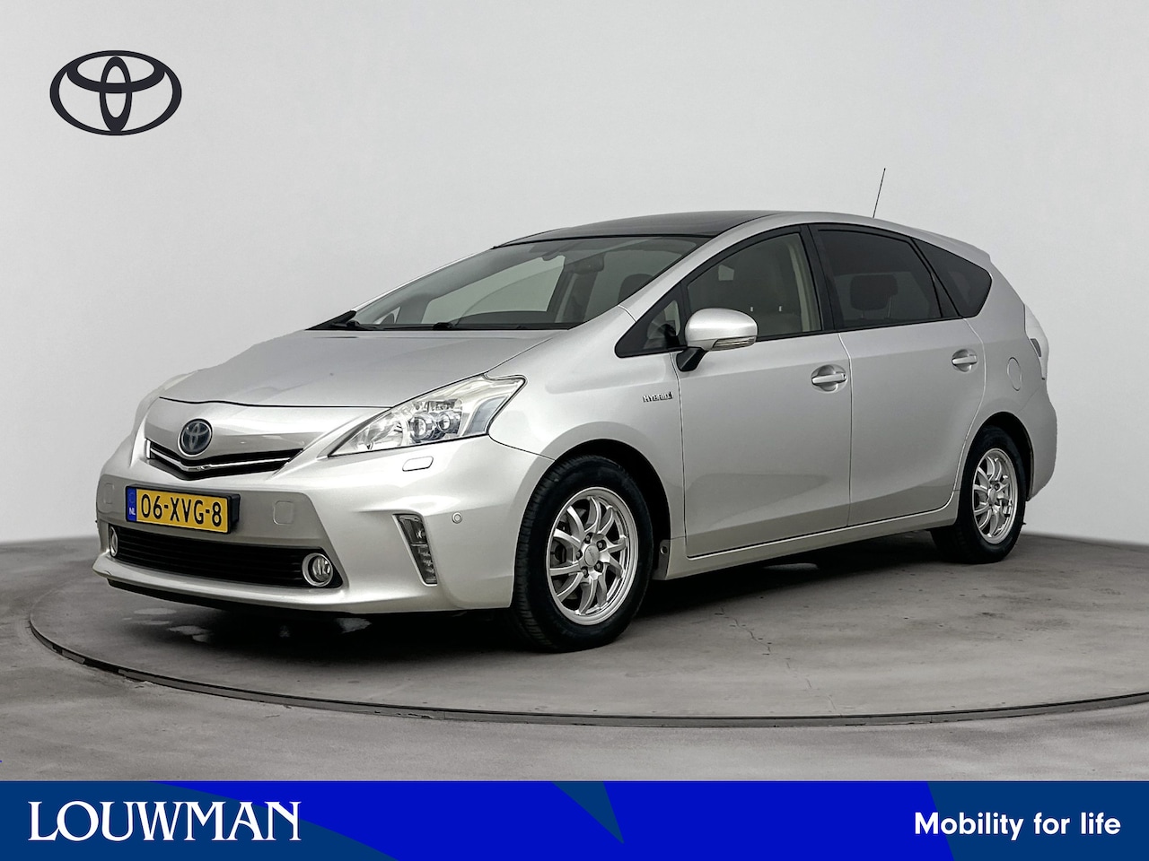 Toyota Prius Wagon - 1.8 Dynamic Business | 7P | Pano | Parkeersensoren V+A | JBL | Stoelverwarming | - AutoWereld.nl