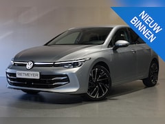 Volkswagen Golf - 1.5 eHybrid Style Edition
