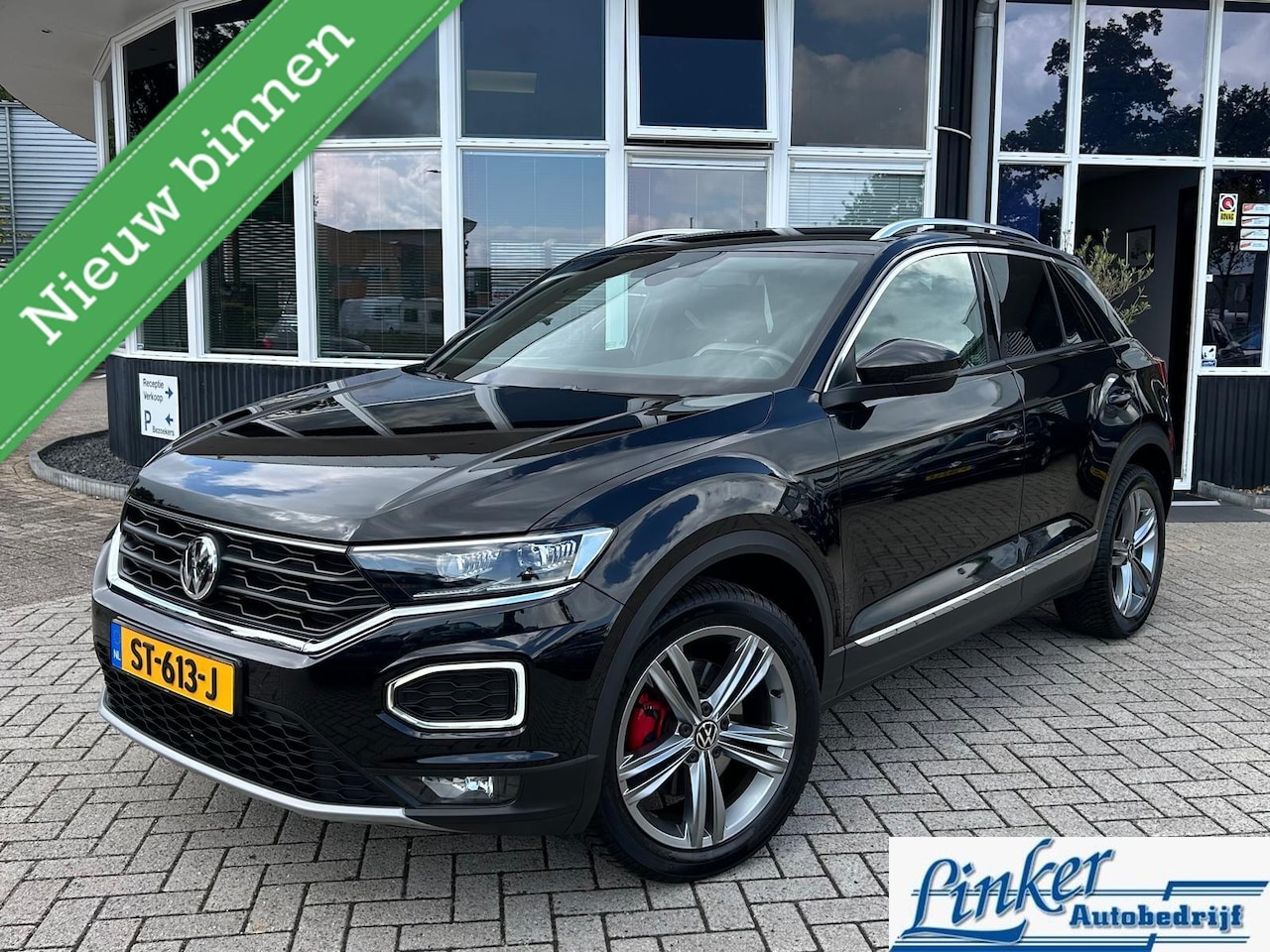 Volkswagen T-Roc - 1.5 TSI | Trkhaak| Airco | Hoge instap| - AutoWereld.nl