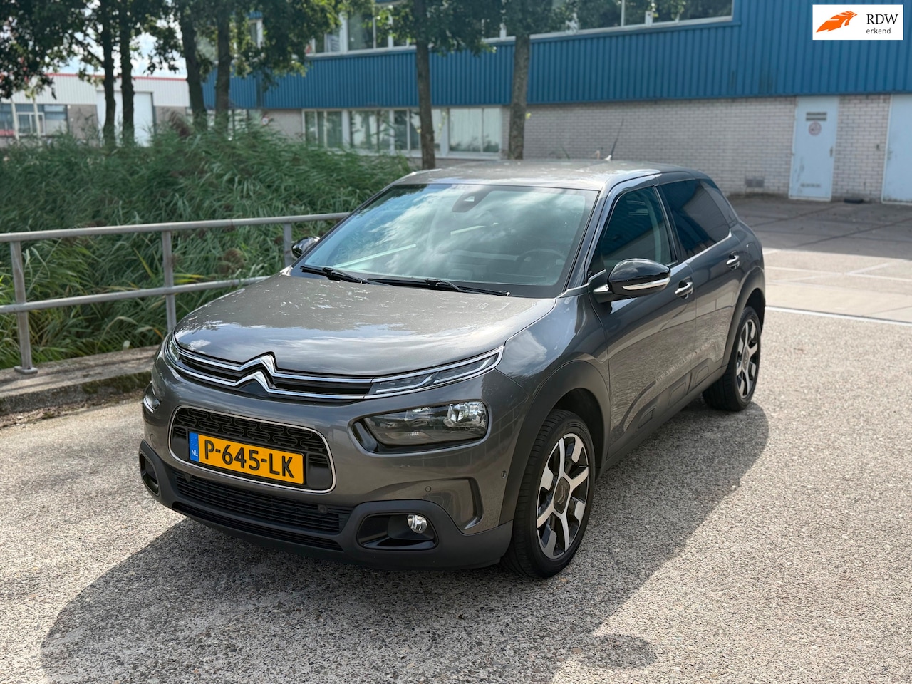 Citroën C4 Cactus - 1.2 PureTech Shine Plus!2021!Camera!LM.velgen!PDC!Steolverwarm.! - AutoWereld.nl