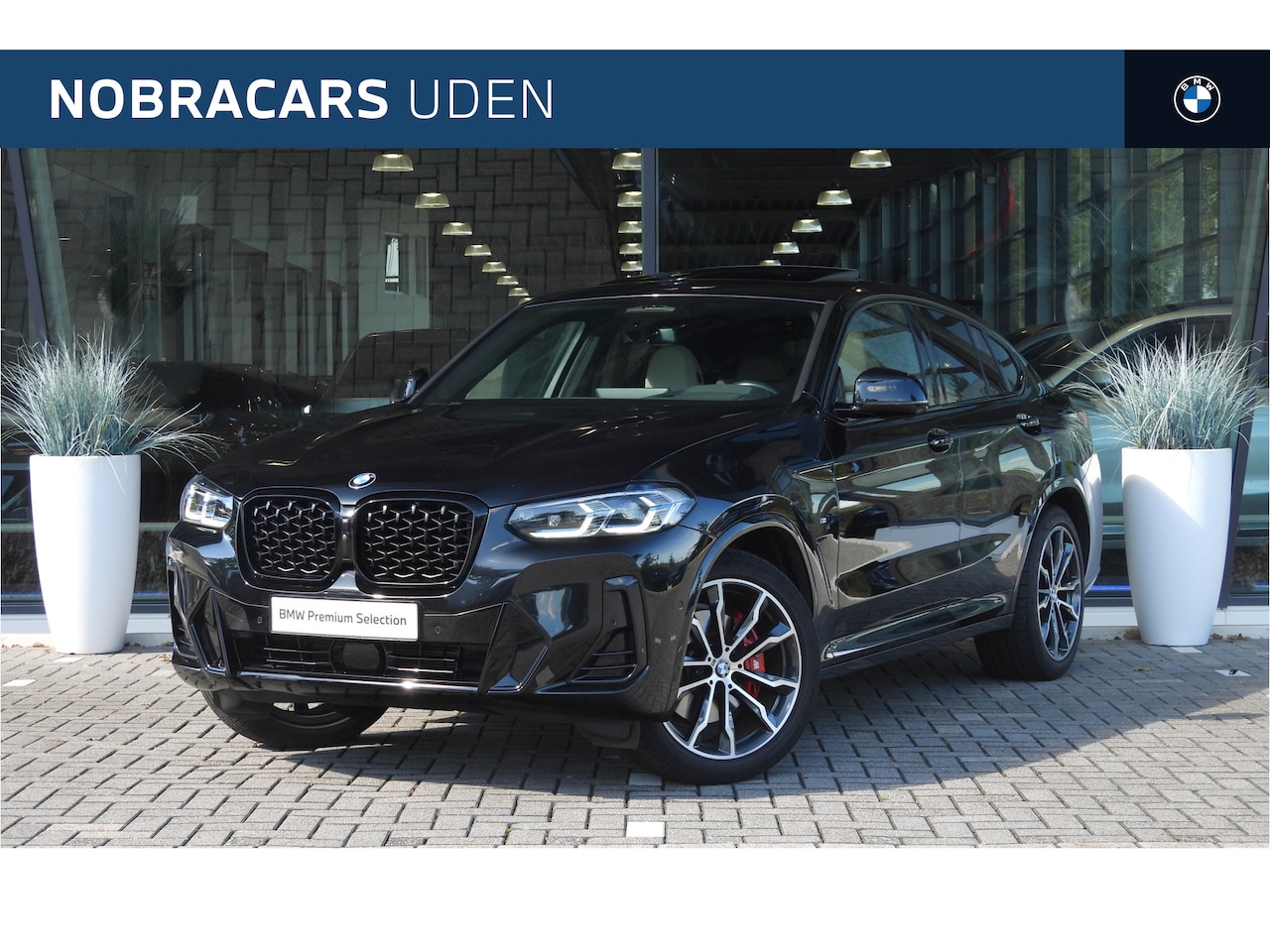 BMW X4 - xDrive30i High Executive M Sport Automaat / Panoramadak / Sportstoelen / Comfort Access / - AutoWereld.nl