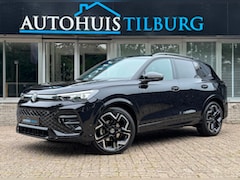 Volkswagen Tiguan - 1.5 eTSI R-Line Pano H/K 360' HUD Trekhaak