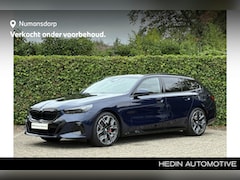 BMW 5-serie Touring - 520i | M-Sport Pro | Panorama | Harman/kardon | 20" | Park. Plus | Head-Up | Stoelvent. |