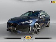 CUPRA Leon Sportstourer - 1.4 e-Hybrid VZ * Trekhaak * Camera * Stoelverwarming * Keyless