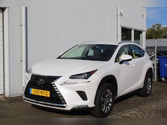 Lexus NX - 300h AWD First Edition
