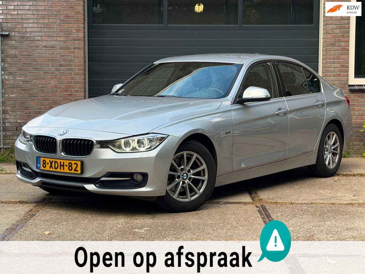BMW 3-serie - 316i Sport Automaat | Keyless Entry | Navigatie | Stoelverwarming | Climate Control| Parke - AutoWereld.nl