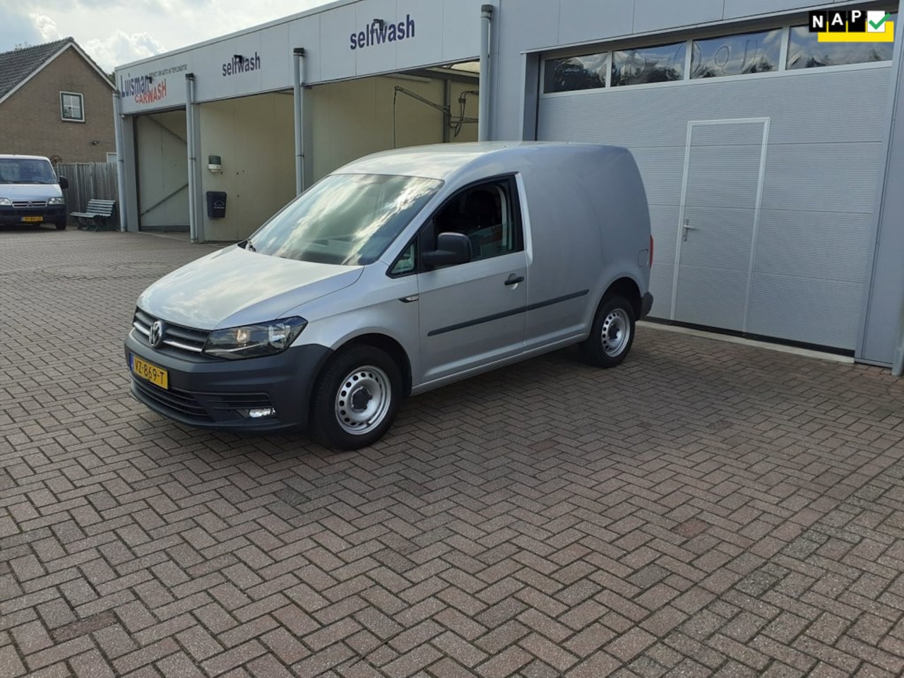 Volkswagen Caddy - 1.6 TDI L1H1 Comfortline 1.6 TDI L1H1 Comfortline - AutoWereld.nl