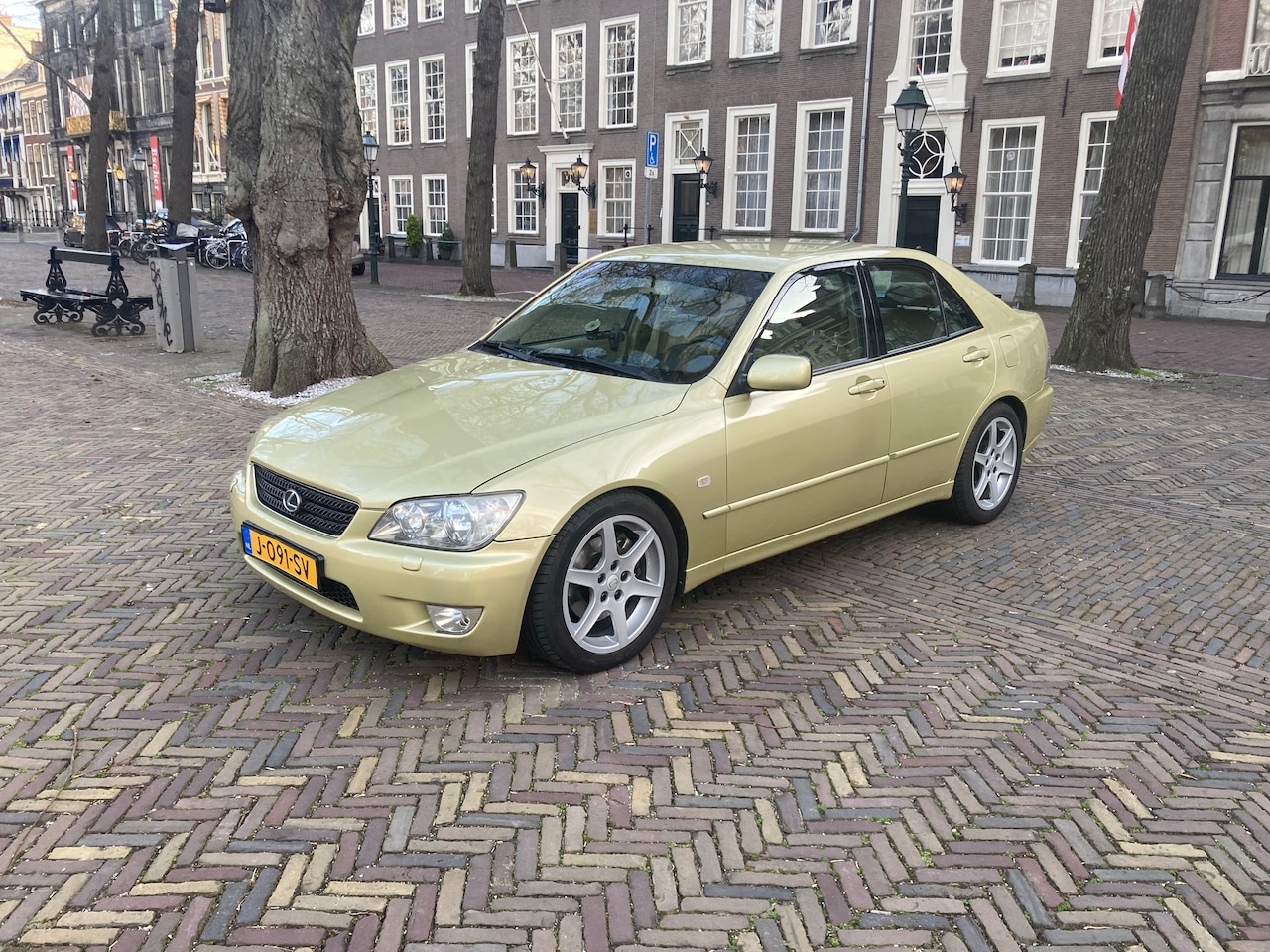 Lexus IS - 200 Executive - AutoWereld.nl