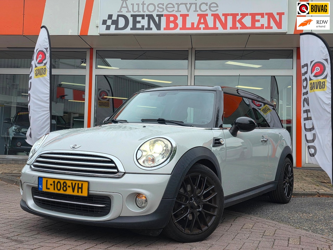 MINI Clubman - 1.6 Cooper Automaat R55 BJ.2010 / Navi / Clima / Leder / Cruise / Pdc / 17"Lmv !! - AutoWereld.nl