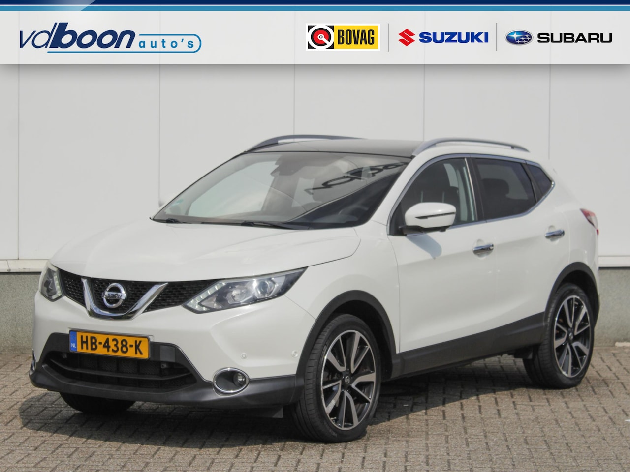 Nissan Qashqai - 1.2 Tekna Automaat | Leder | Panodak | Trekhaak - AutoWereld.nl
