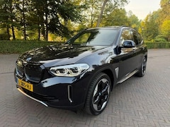 BMW iX3 - High Executive SOH 96%/Trekhaak/Pano/Leer/Headup/360Camera/Harman Karbon