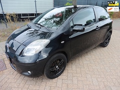 Toyota Yaris - 1.3 VVTi Aspiration AIRCO 6 VERSN