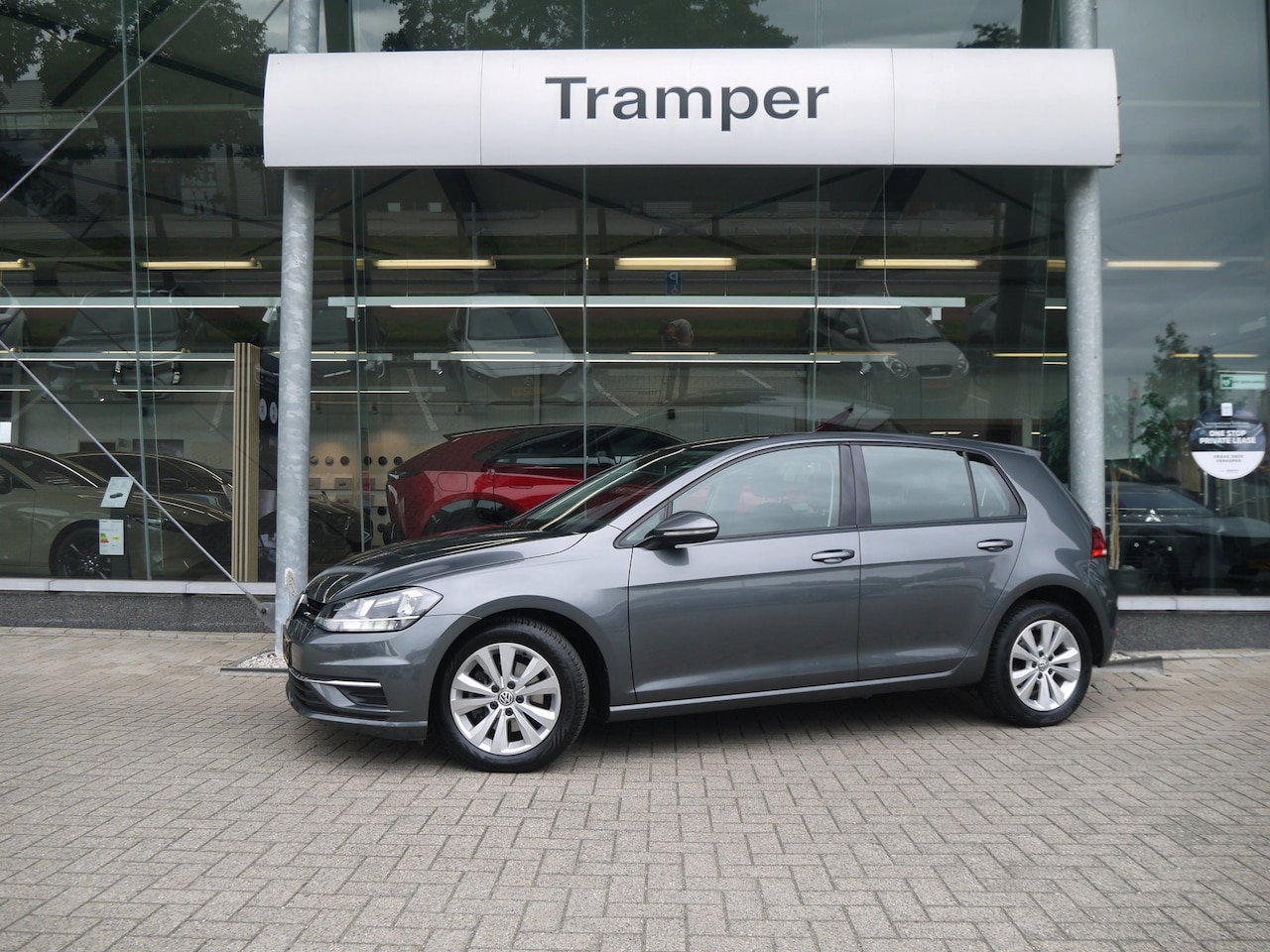 Volkswagen Golf - 1.5 TSI Highline 1.5 TSI Highline - AutoWereld.nl