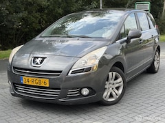 Peugeot 5008 - 1.6 VTi 7-Persoons (rookt soms een beetje)