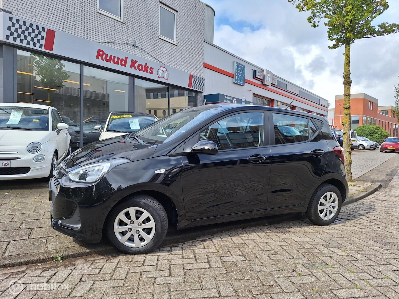 Hyundai i10 - 1.0i COMFORT • AIRCO • CRUISE CONTROL • - AutoWereld.nl