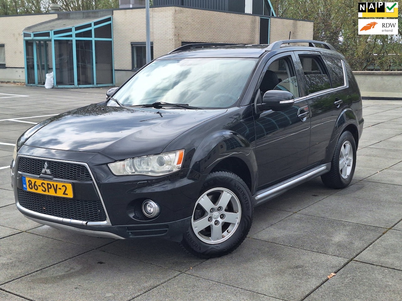 Mitsubishi Outlander - €5950,-2.2 DI-D Edition One E5 Navigatie 5p - AutoWereld.nl