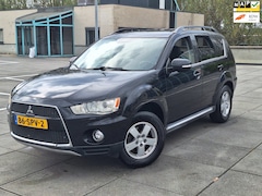 Mitsubishi Outlander - €5950, -2.2 DI-D Edit.One E5 Navigatie 5p