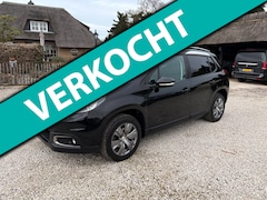 Peugeot 2008 - 1.2 Blue Lion Automaat, Apple Carplay, Panorama, NAP