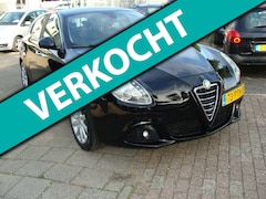 Alfa Romeo Giulietta - 1.4 T Distinctive airco elek pak nap apk