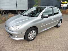 Peugeot 206 - 1.4 Génération AIRCO