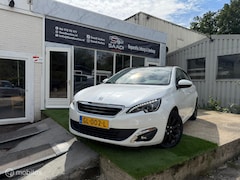 Peugeot 308 - 1.2 PureTech , leer, stoelverwarming, memory