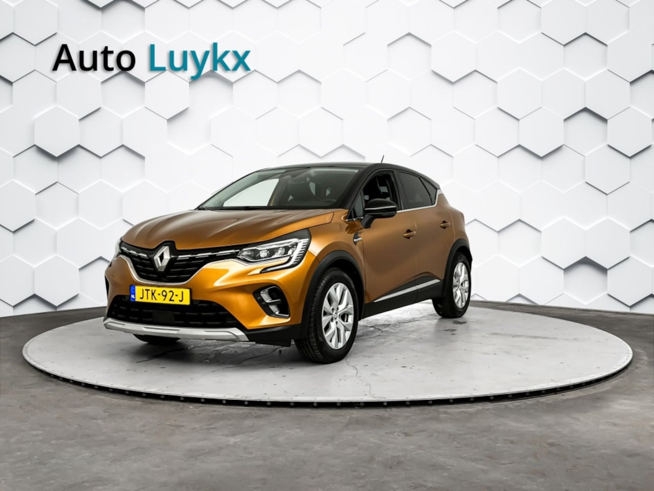Renault Captur - 1.6 E-Tech HEV 145 Intens | Apple Carplay/Android Auto | Parkeercamera | Cruise Control - AutoWereld.nl