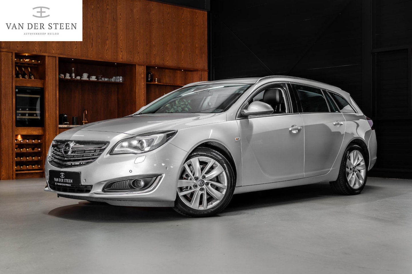 Opel Insignia Sports Tourer - 2.0 T Cosmo 4x4 leder | Camera - AutoWereld.nl