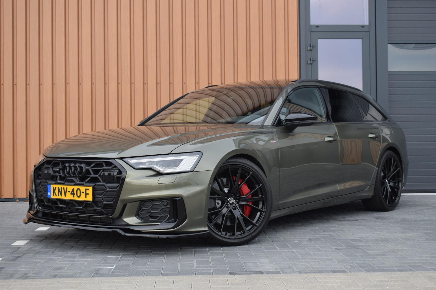 Audi A6 Avant - 55 TFSI e Quattro S-edition Competition Pano | B&O | 21" | Nachtzicht - AutoWereld.nl