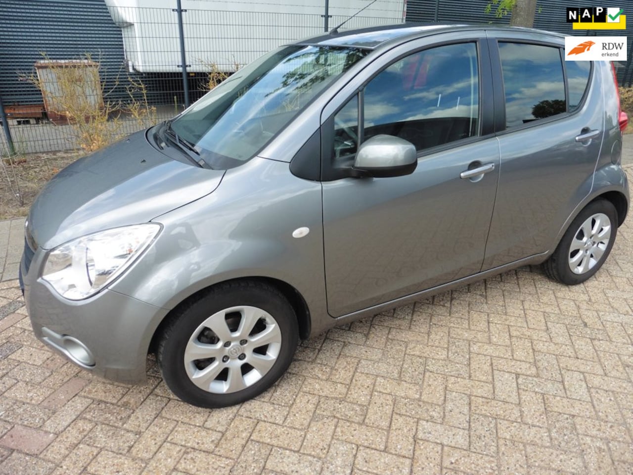 Opel Agila - 1.2 Edition eerste eigenaar!! AIRCO - AutoWereld.nl