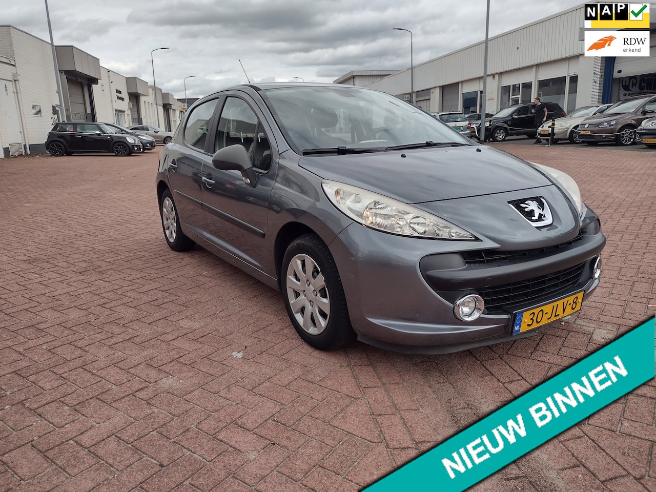 Peugeot 207 - 1.6 VTi Sublime mooie auto bel 0619590613 AIRCO AUTOMAAT 5 DRS - AutoWereld.nl