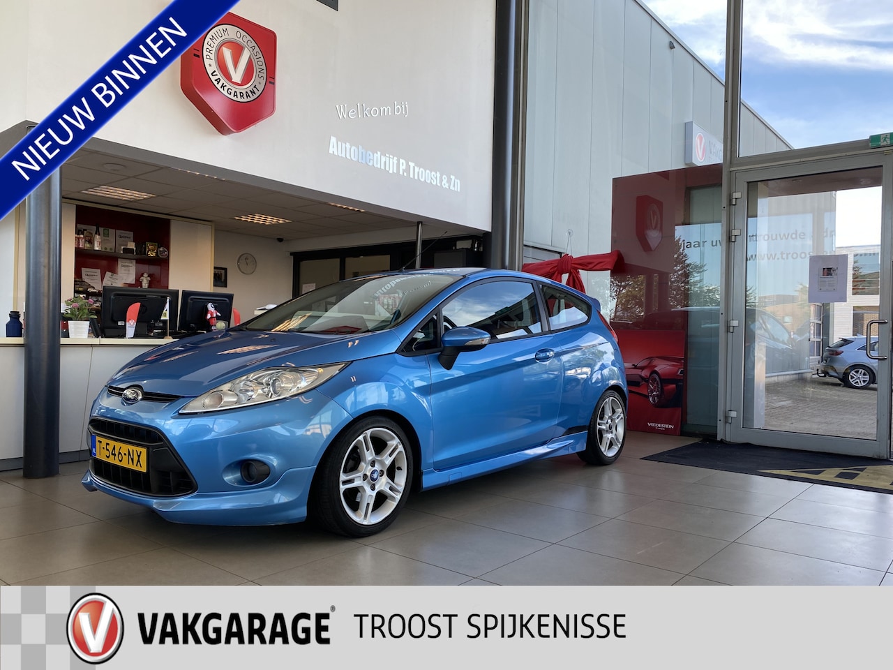 Ford Fiesta - 1.6 Ghia 1.6 Ghia,ST Line Pakket,Apple Carplay Android/Auto,Parkeerassistent,Airco,Elektrischpakket - AutoWereld.nl