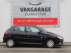 Peugeot 206 - inclusief nieuwe APK en geen A 1.4 Génération