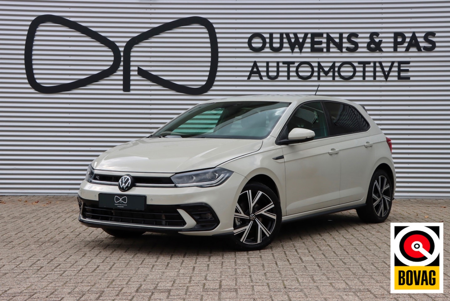 Volkswagen Polo - 1.0 TSI R-Line | FACELIFT | UNIEKE KLEUR | CARPLAY | ACC - AutoWereld.nl